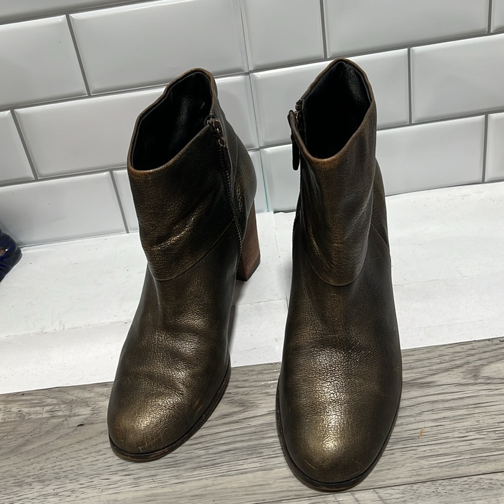 Cole Haan Nik Air Women's Booties Boots Size 9.5 B View 2